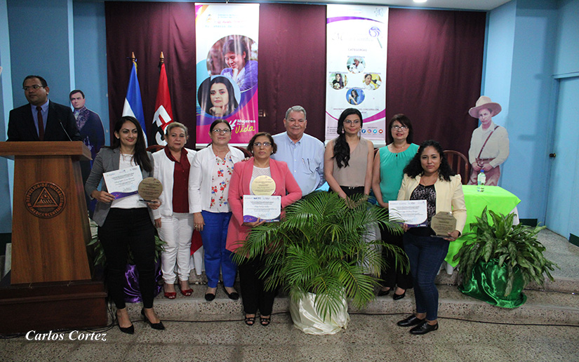 premios-conicyt